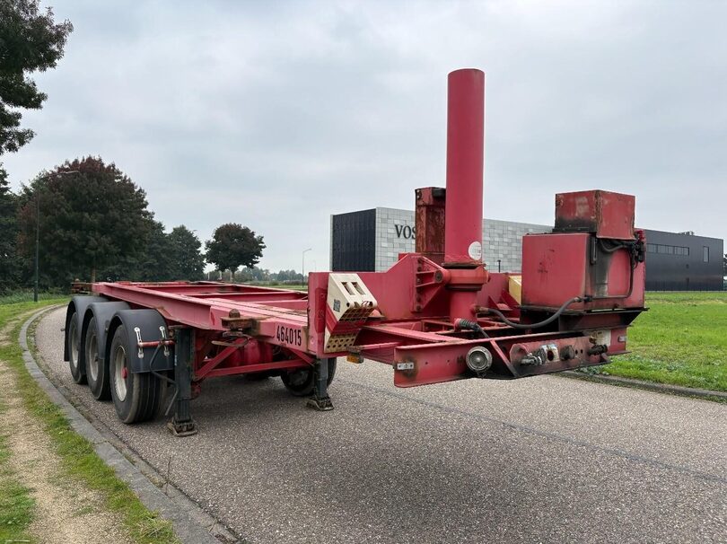 57584108-1