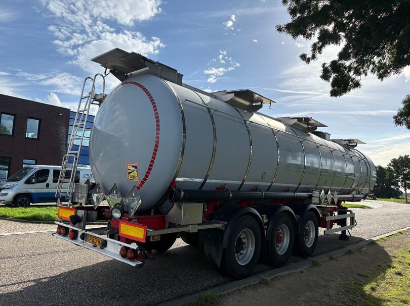 57115847-4