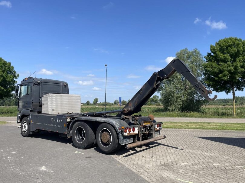 45097556-2