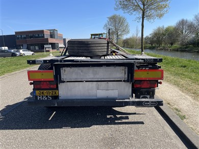 44104594-11