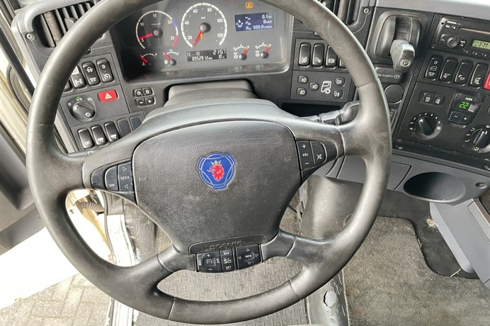 33902447-6
