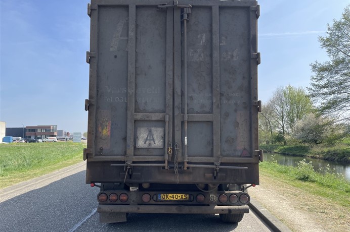44227271-8