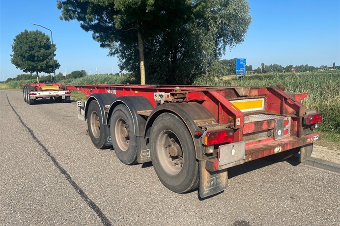 46057337-4