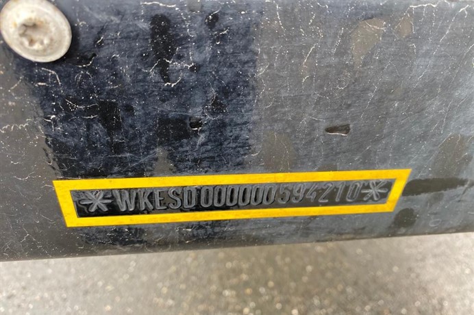 36888999-10
