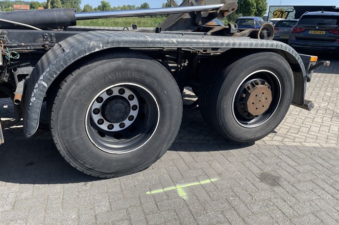 45097556-12