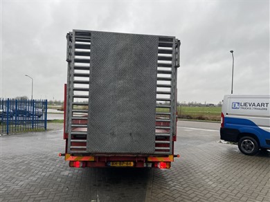42528800-9