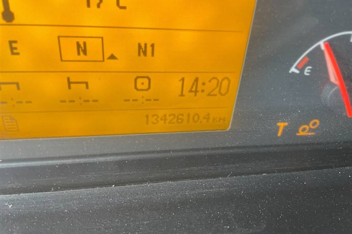 47569961-8