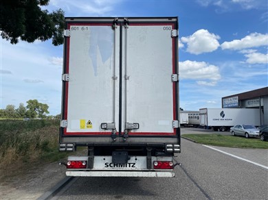 47230074-15