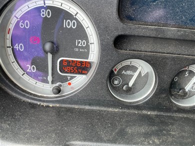 45761819-17