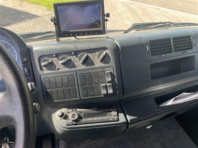 47637324-9