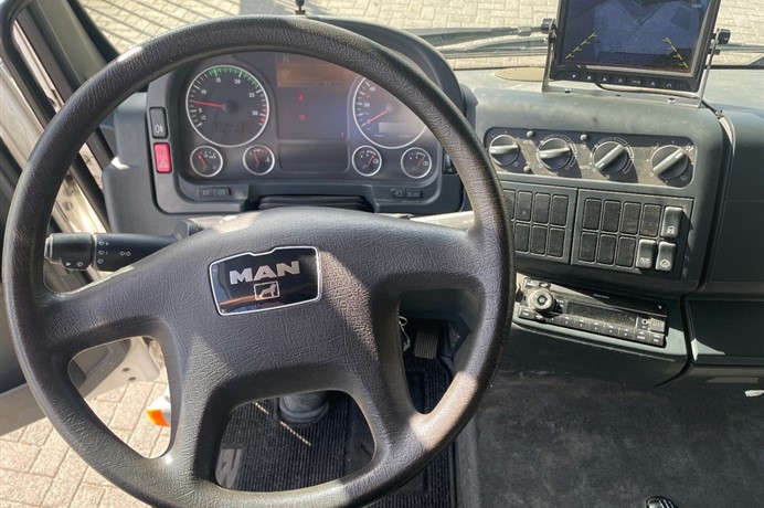 47637324-5