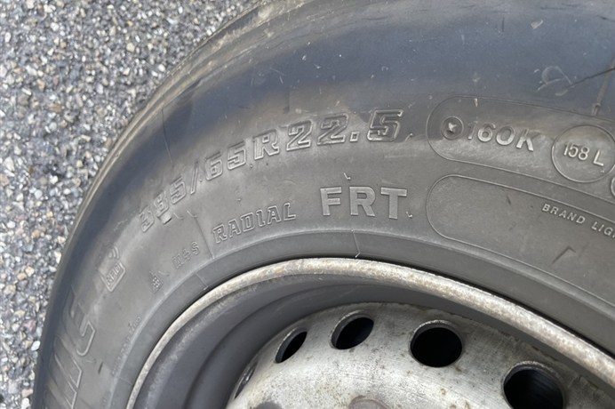 44227271-9