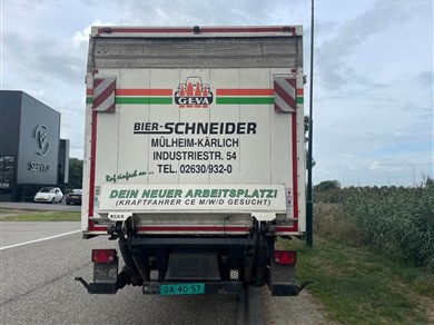 47389117-11
