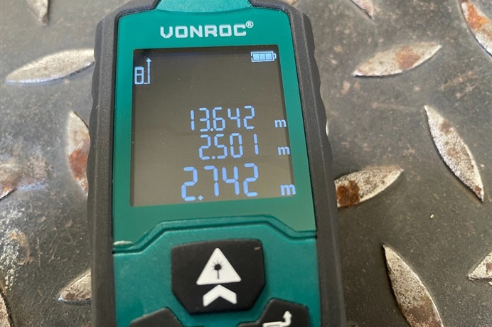 47762208-8