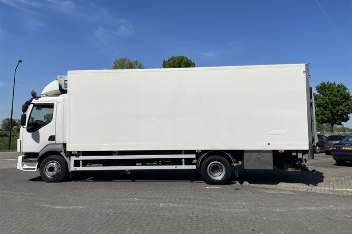 47278368-12