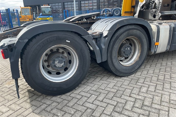 47991103-12