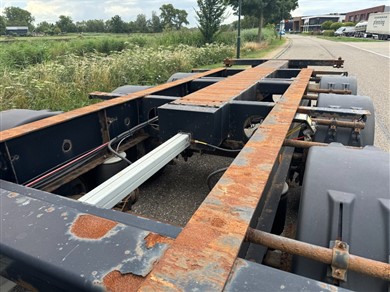 46400247-15