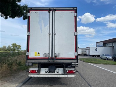 47230074-15