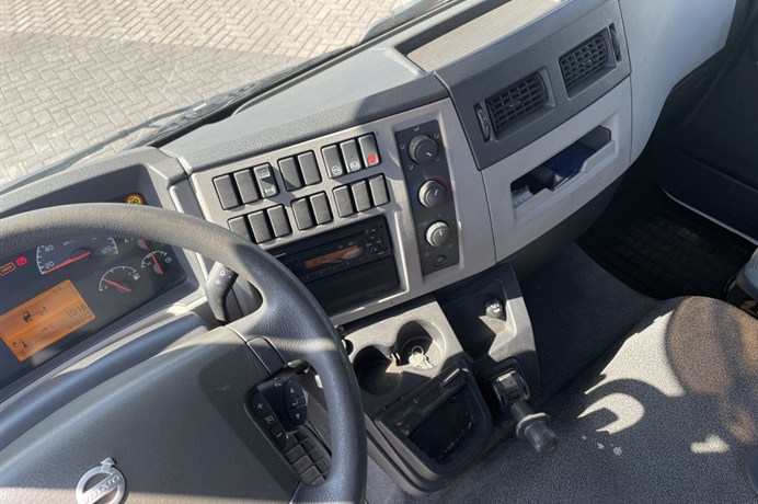 44369649-7