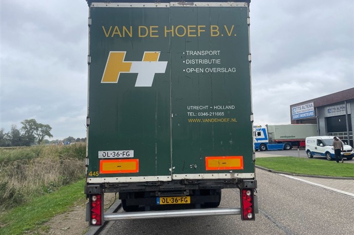 48157894-8