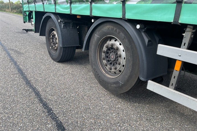 47562576-5