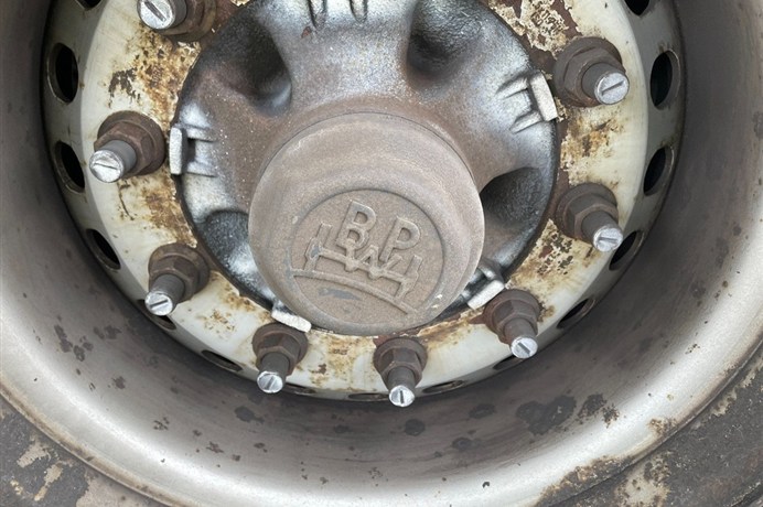 48536685-13