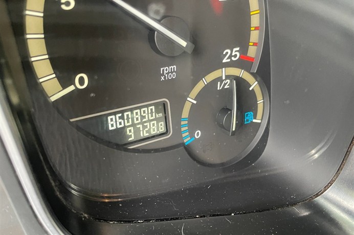 48536685-16