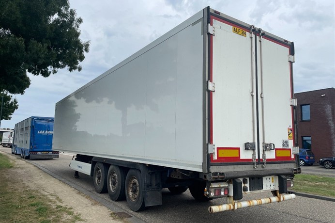 47207501-4