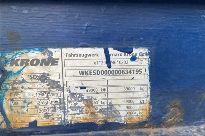 48575300-8