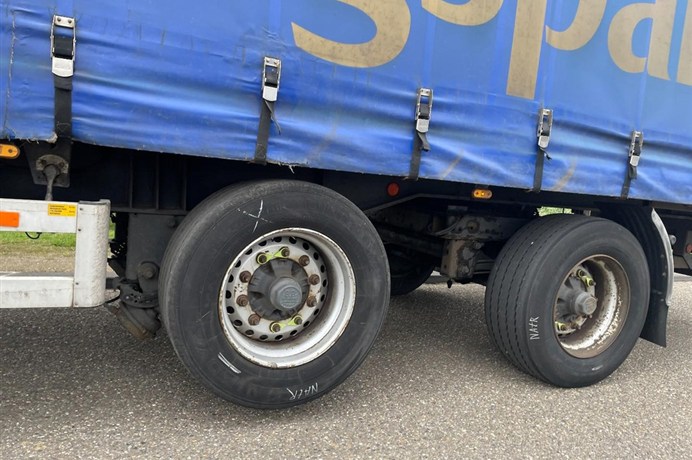 45605594-5