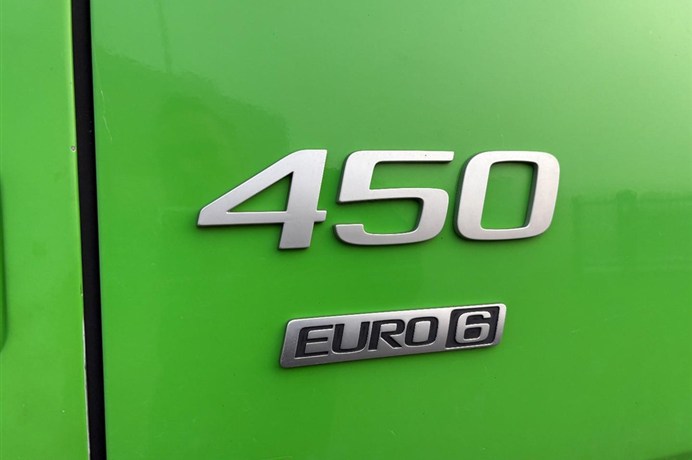 52778143-14