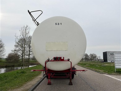 52369561-8