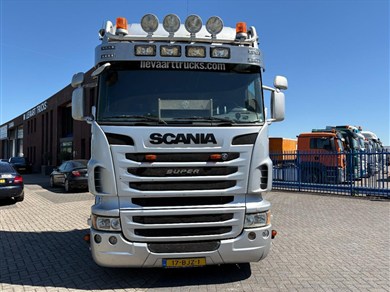 53151031-8