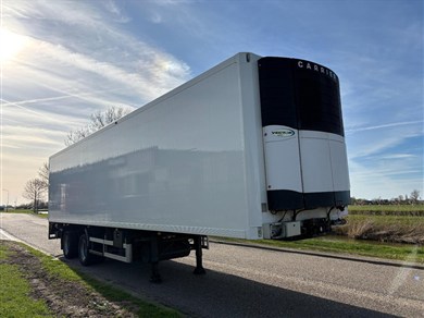 52281863-3