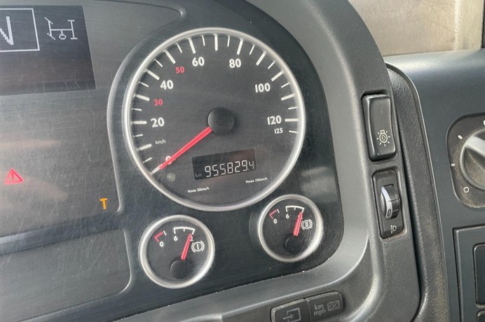 49219119-21