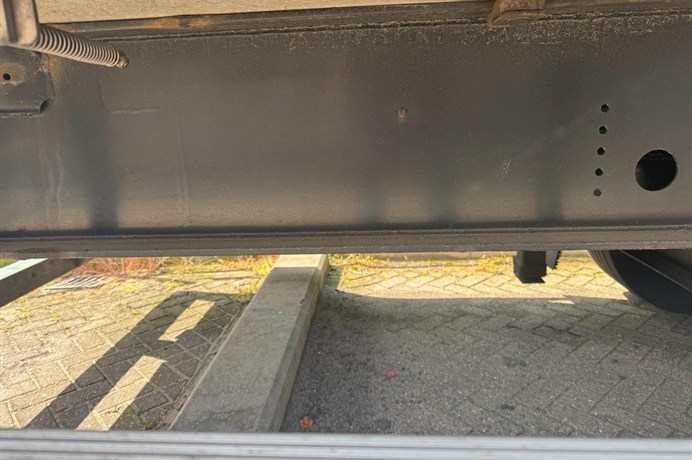 53501751-9