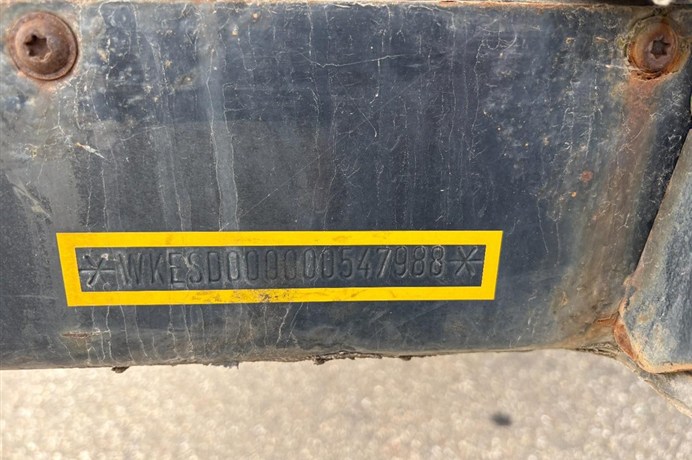 53600374-12