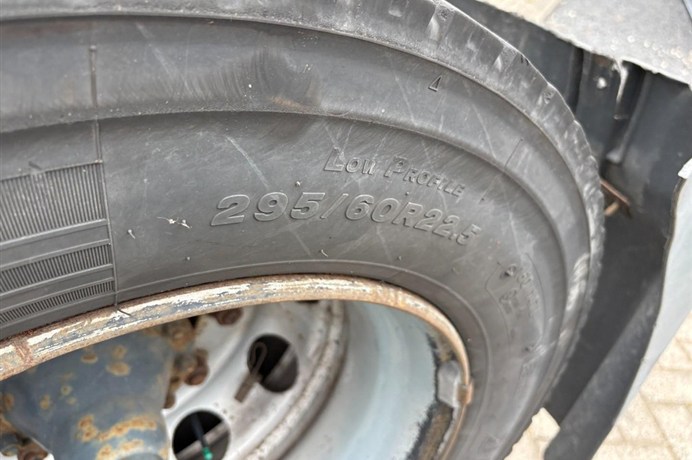 53633666-13