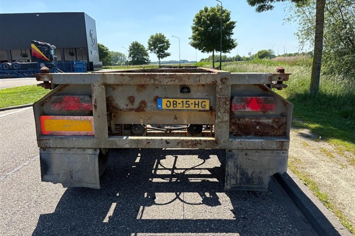 53633686-7
