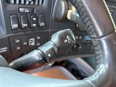 53638398-15