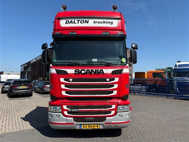 53638398-7