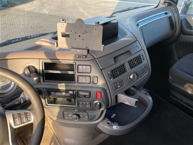 50759766-7