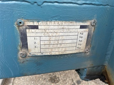 50854858-10