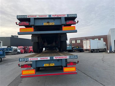 50392156-9