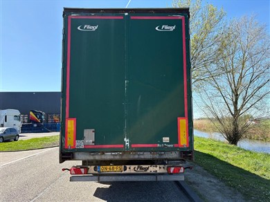 52640976-11
