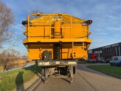 50043893-8