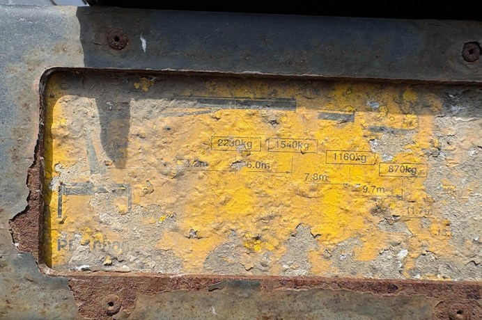 53720305-12