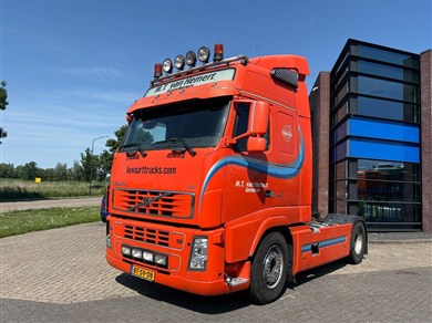 53764497-1