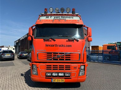 53764497-12
