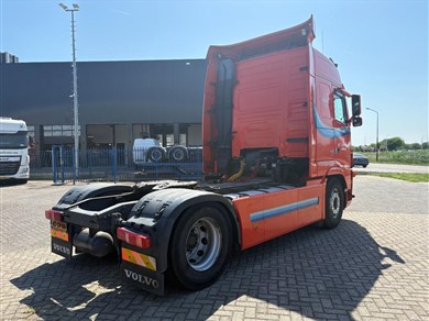 53764497-4